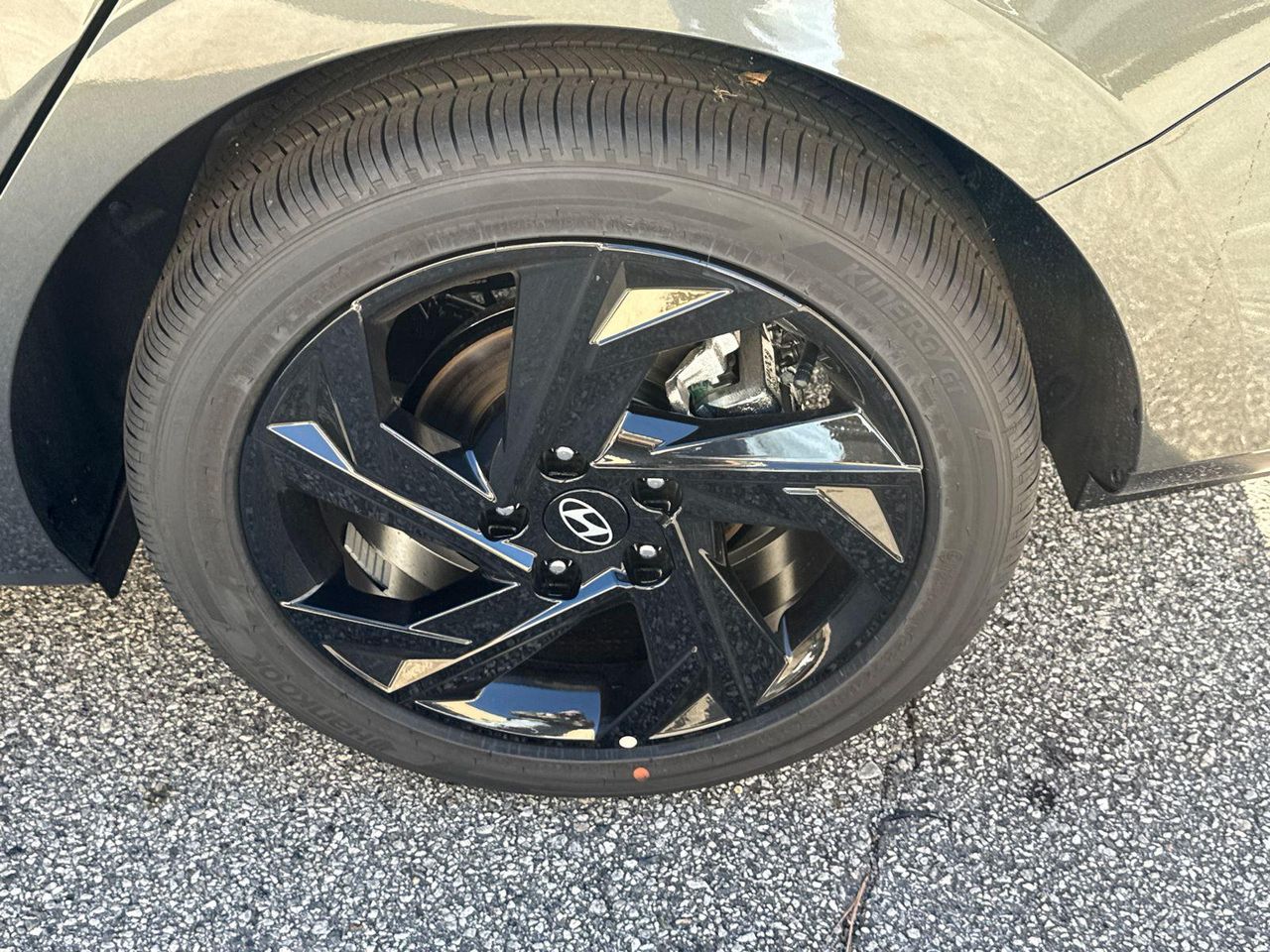 New 2026 Gray HYUNDAI SEL Sport Premium image 20