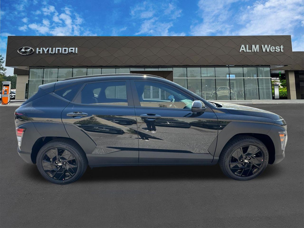 New 2026 Abyss Black HYUNDAI SEL Sport FWD image 5