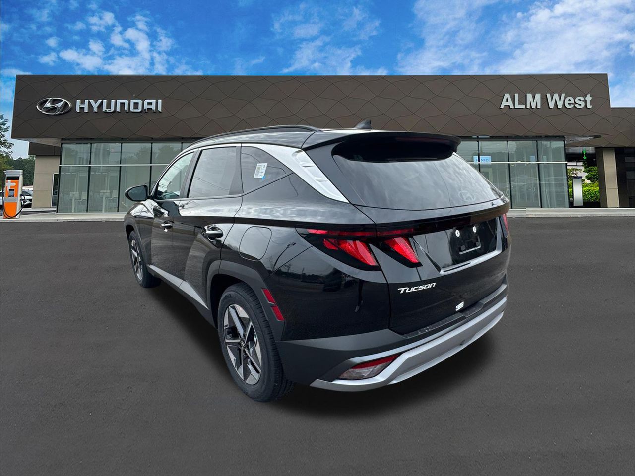 New 2026 Black Hyundai SEL Sport FWD image 8