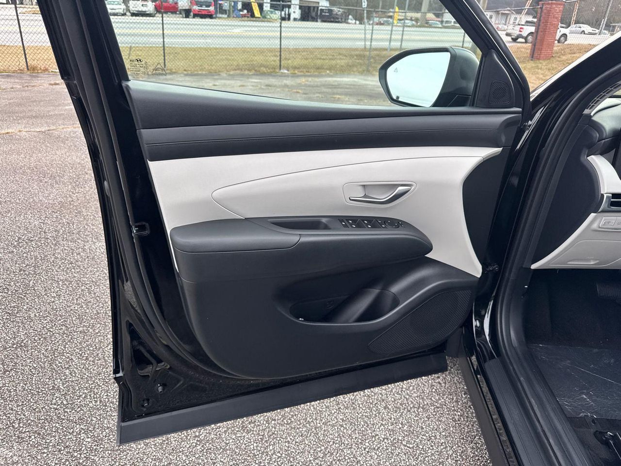 New 2026 Black Hyundai SEL Sport FWD image 11