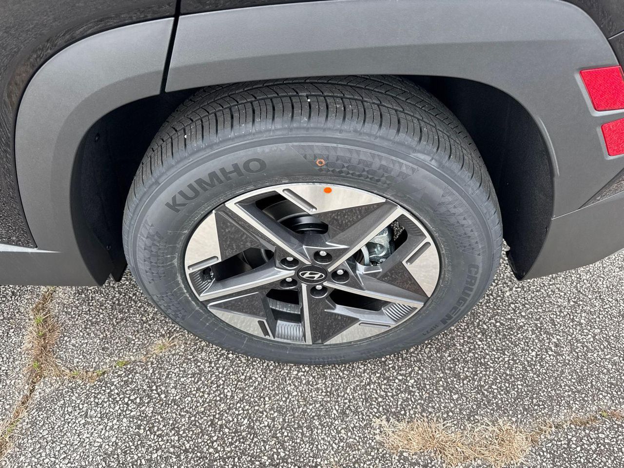 New 2026 Black Hyundai SEL Sport FWD image 21