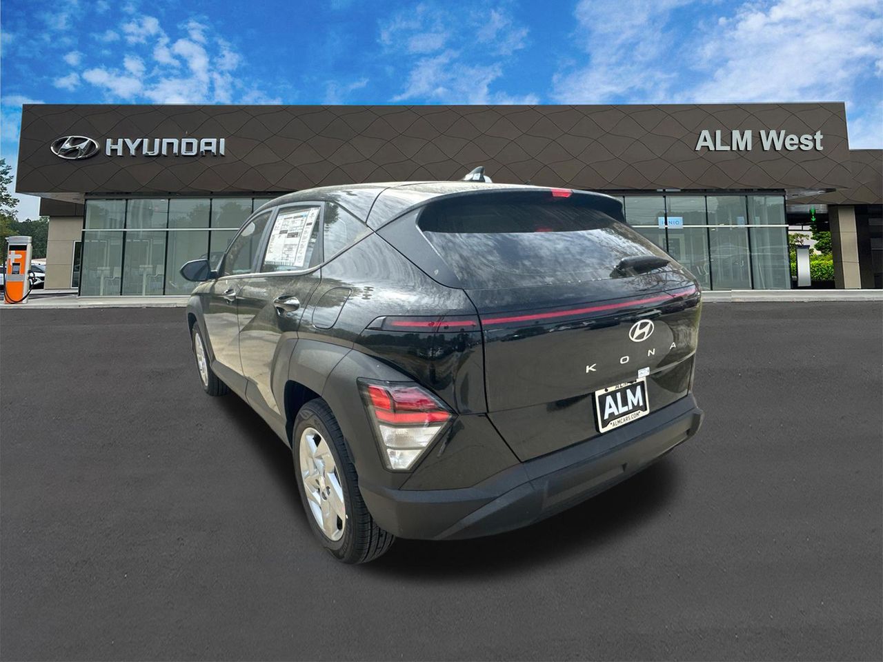 New 2026 Black HYUNDAI SE FWD image 8