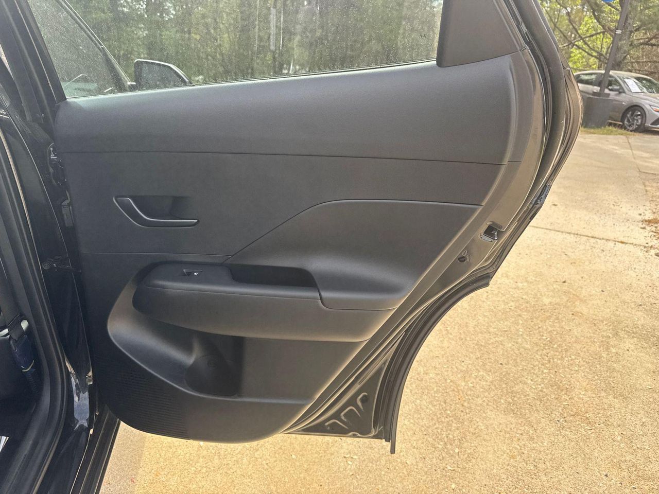 New 2026 Black HYUNDAI SE FWD image 17