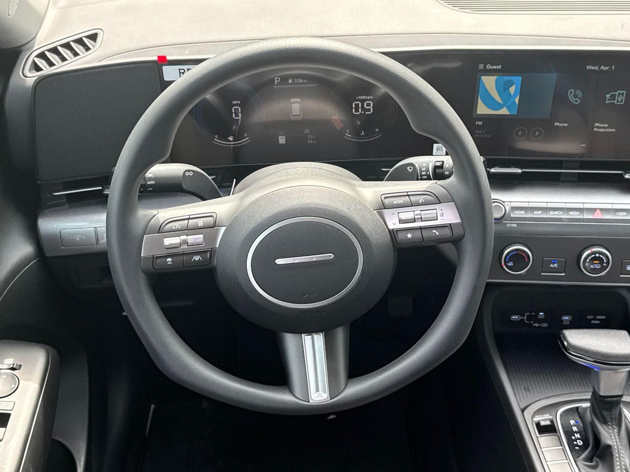 New 2026 Black HYUNDAI SE FWD image 24