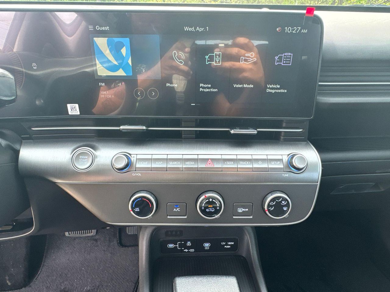 New 2026 Black HYUNDAI SE FWD image 29