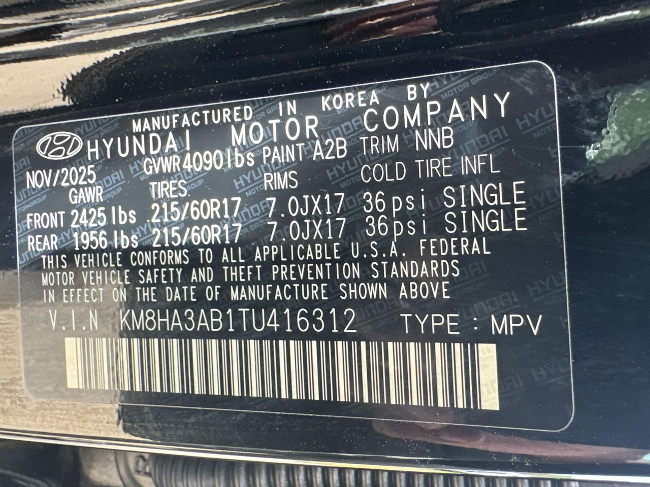 New 2026 Black HYUNDAI SE FWD image 33