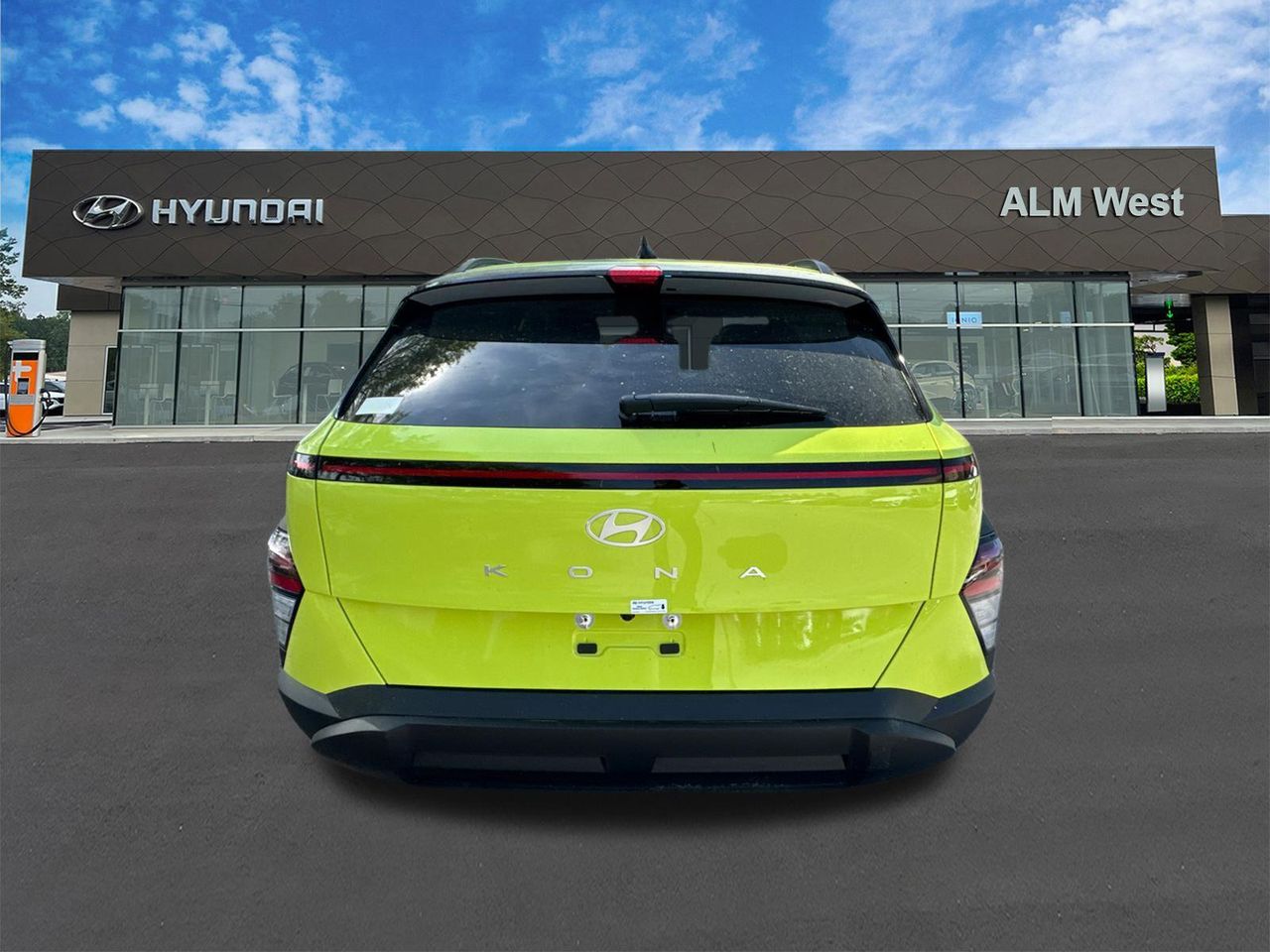 New 2026 Yellow HYUNDAI SEL Sport FWD image 7