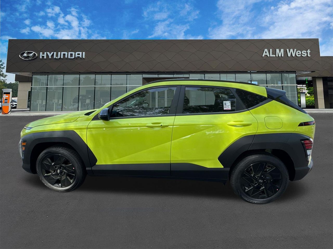 New 2026 Yellow HYUNDAI SEL Sport FWD image 9