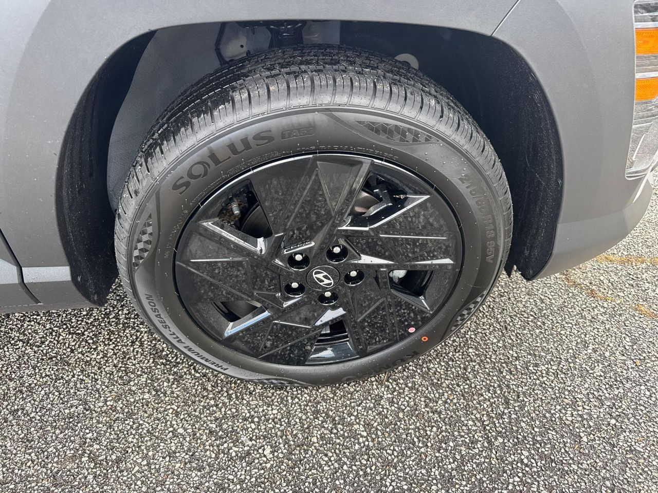 New 2026 Cyber Gray Metallic HYUNDAI SEL Sport FWD image 13