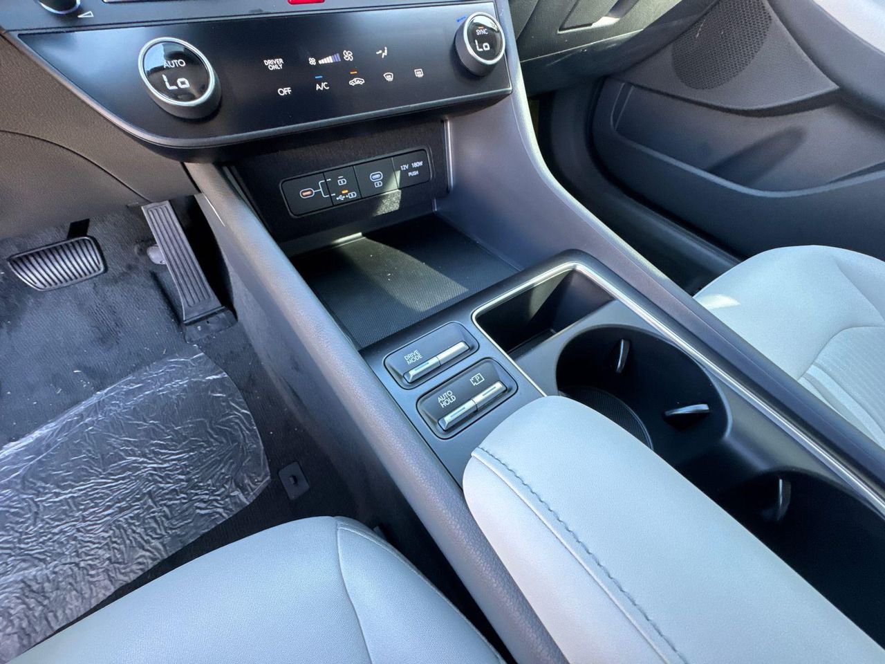 New 2026 White HYUNDAI Blue image 31