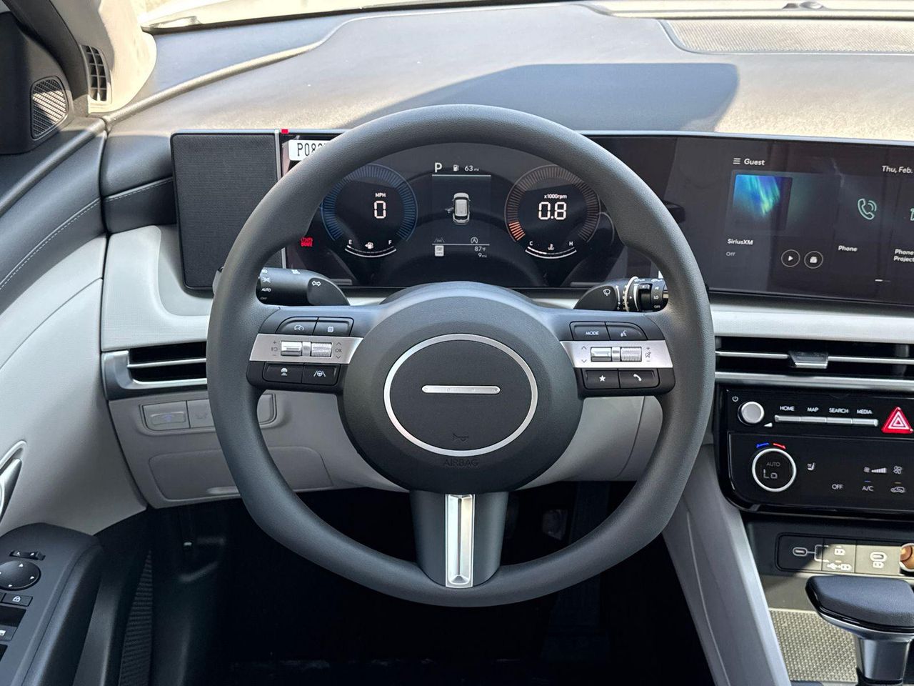 New 2026 White Pearl HYUNDAI SEL FWD image 25