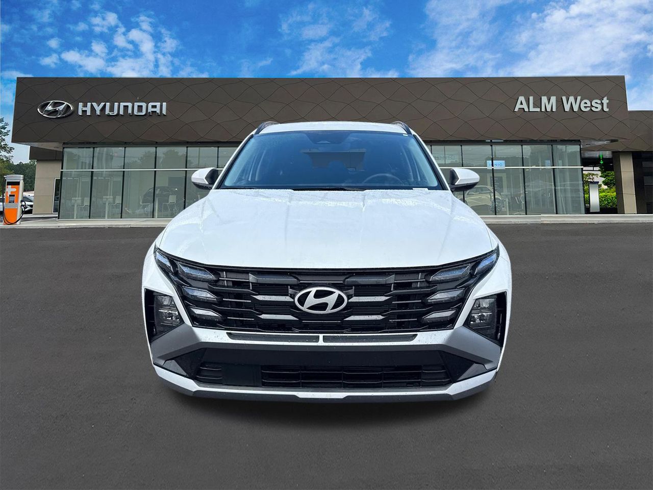 New 2026 White HYUNDAI SEL FWD image 2