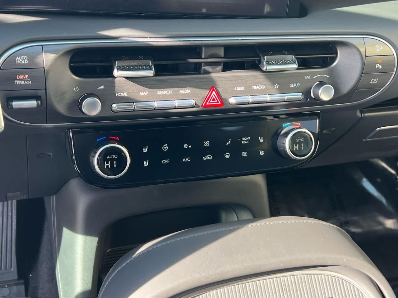 New 2026 Ecotronic Gray Pearl Hyundai Calligraphy AWD image 222