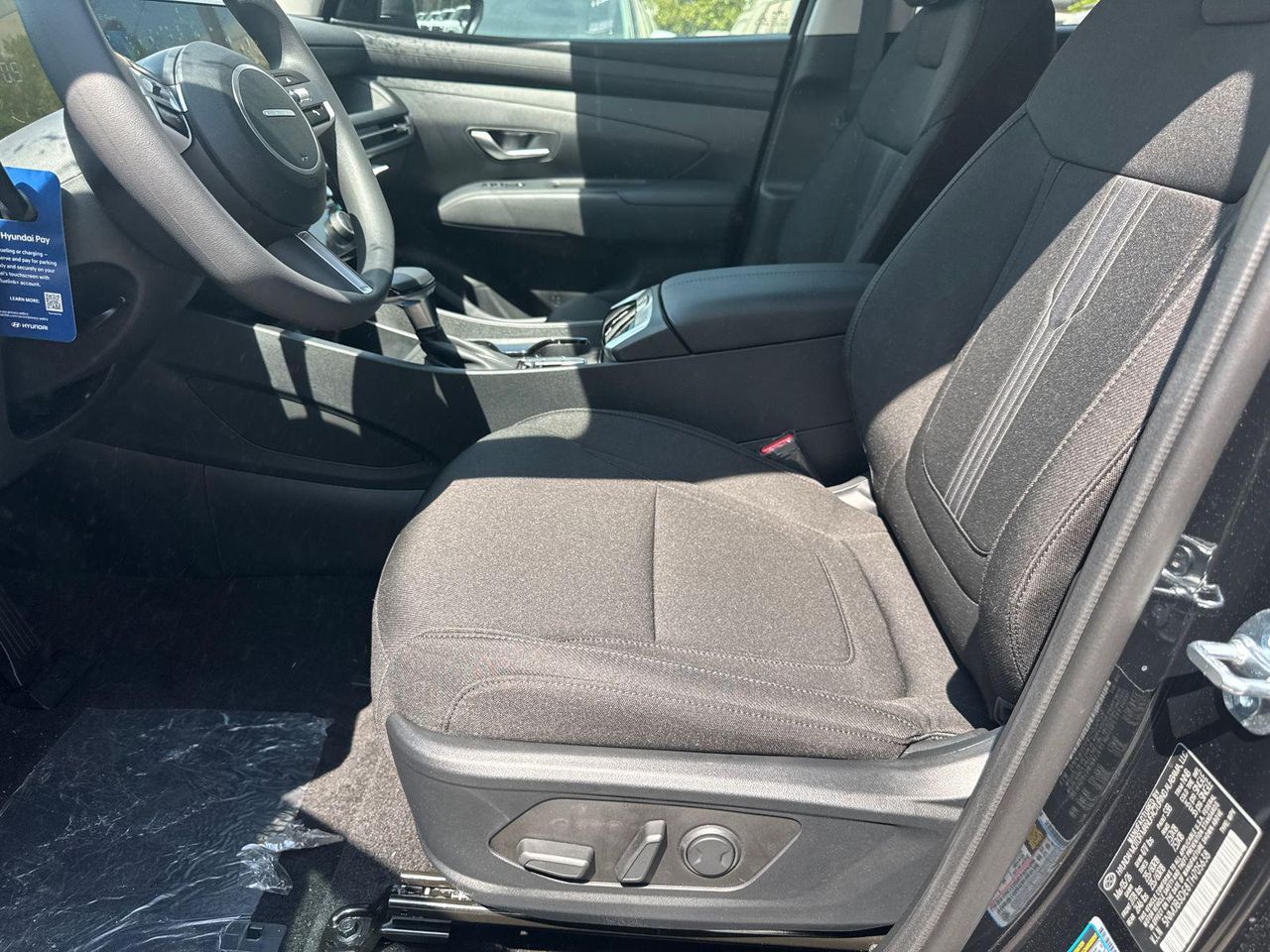 New 2026 Black HYUNDAI SEL FWD image 10
