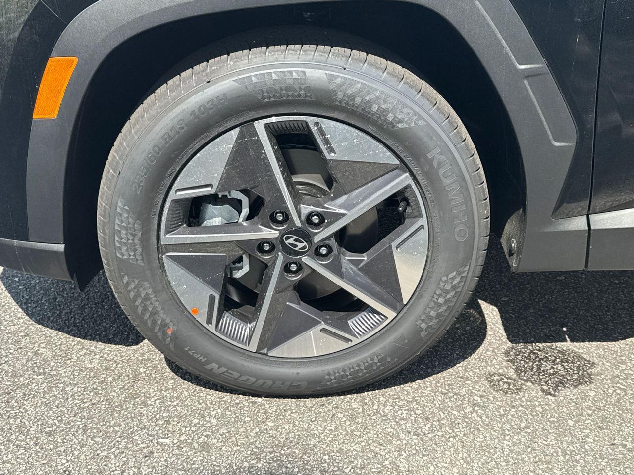 New 2026 Black HYUNDAI SEL FWD image 12