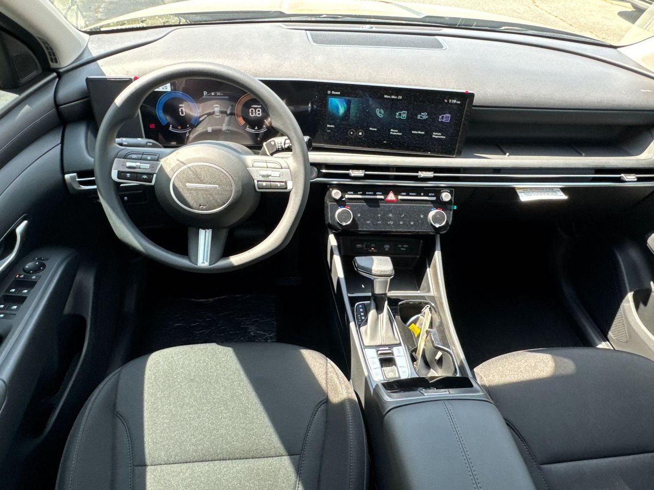 New 2026 Black HYUNDAI SEL FWD image 24
