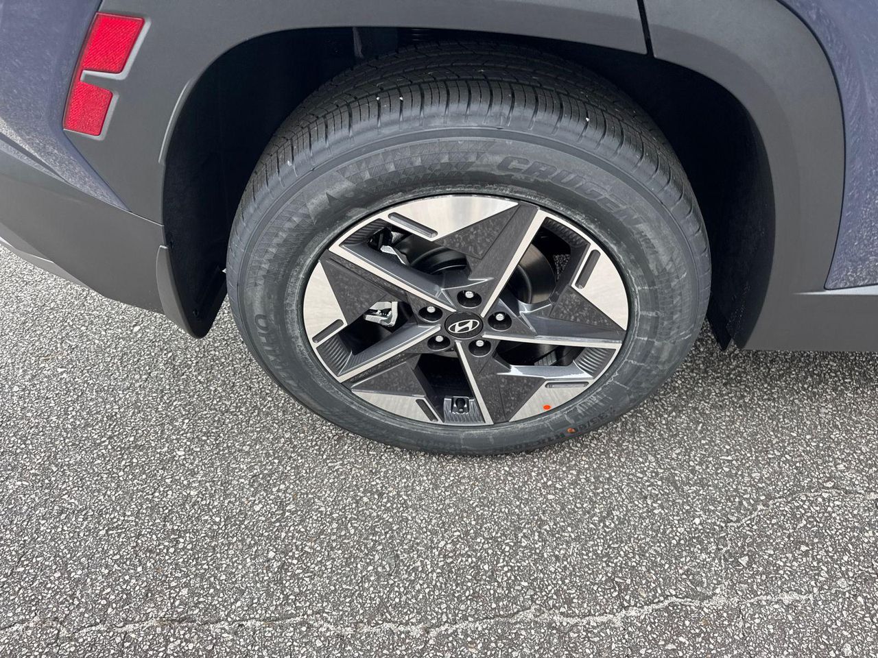 New 2026 Blue HYUNDAI SEL FWD image 18