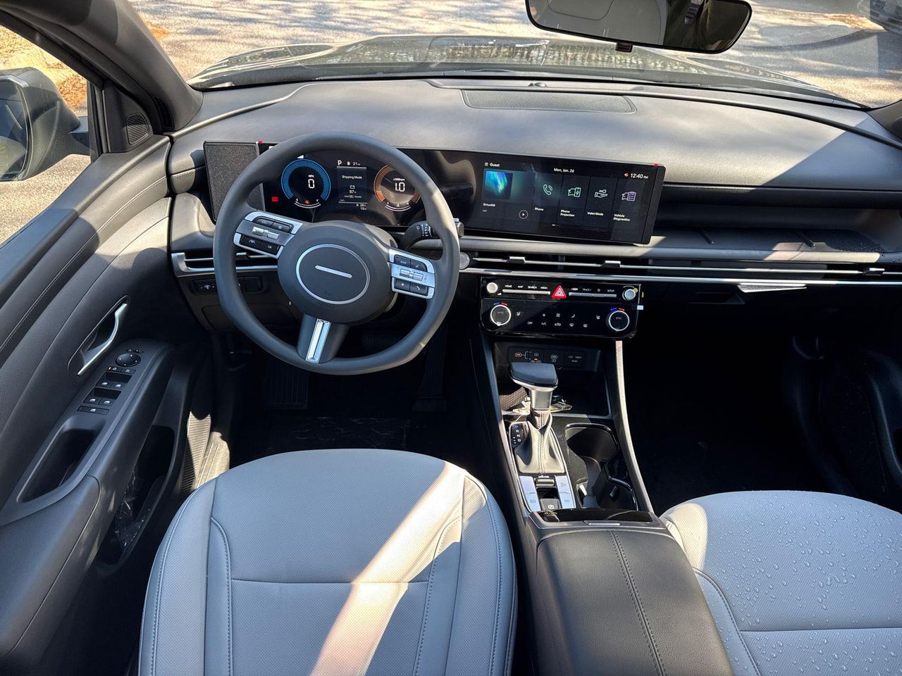 New 2026 Phantom Black HYUNDAI SEL FWD image 23