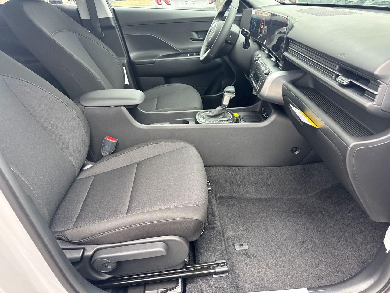 New 2026 Cyber Gray Metallic HYUNDAI SEL Sport FWD image 14