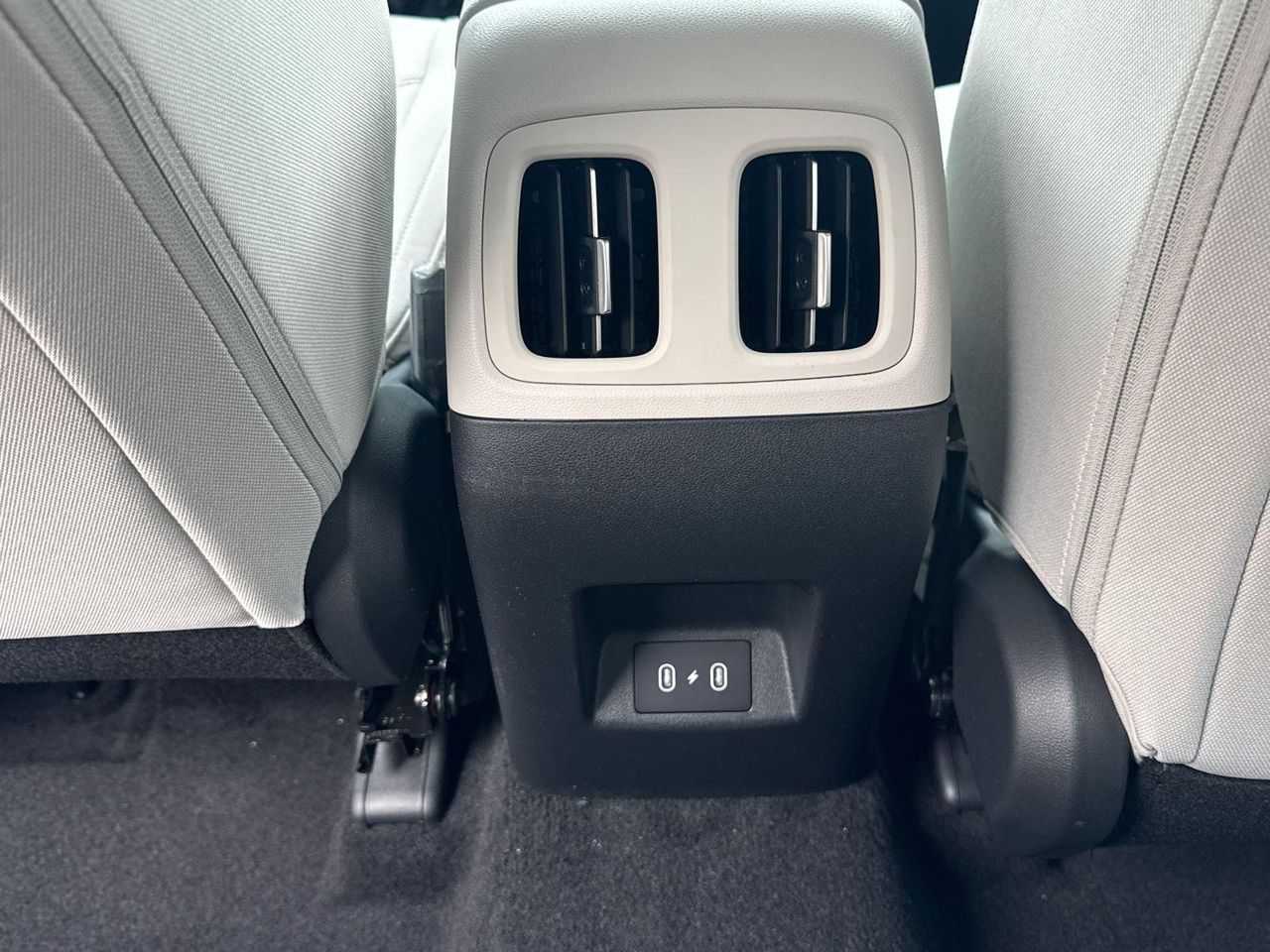 New 2026 Blue HYUNDAI SEL FWD image 26