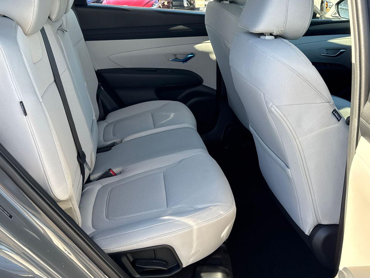 New 2026 Gray HYUNDAI SE FWD image 16