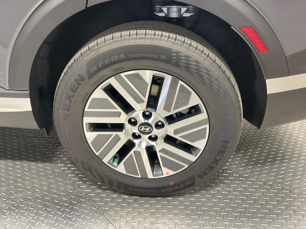 New 2026 Ecotronic Gray Pearl Hyundai SEL 7P image 189