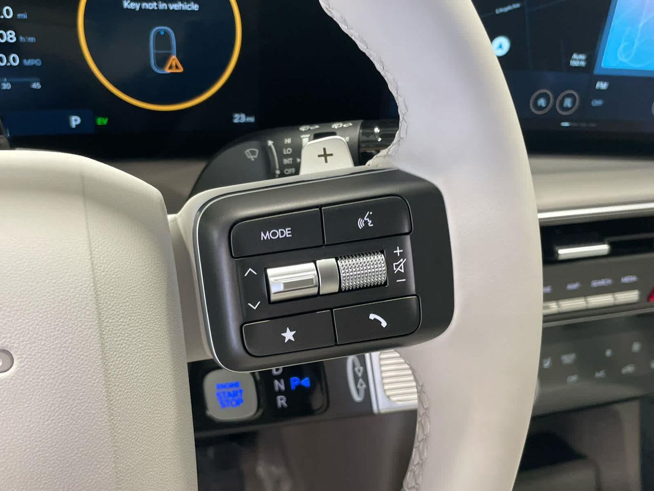 New 2026 Ecotronic Gray Pearl Hyundai SEL 7P image 203
