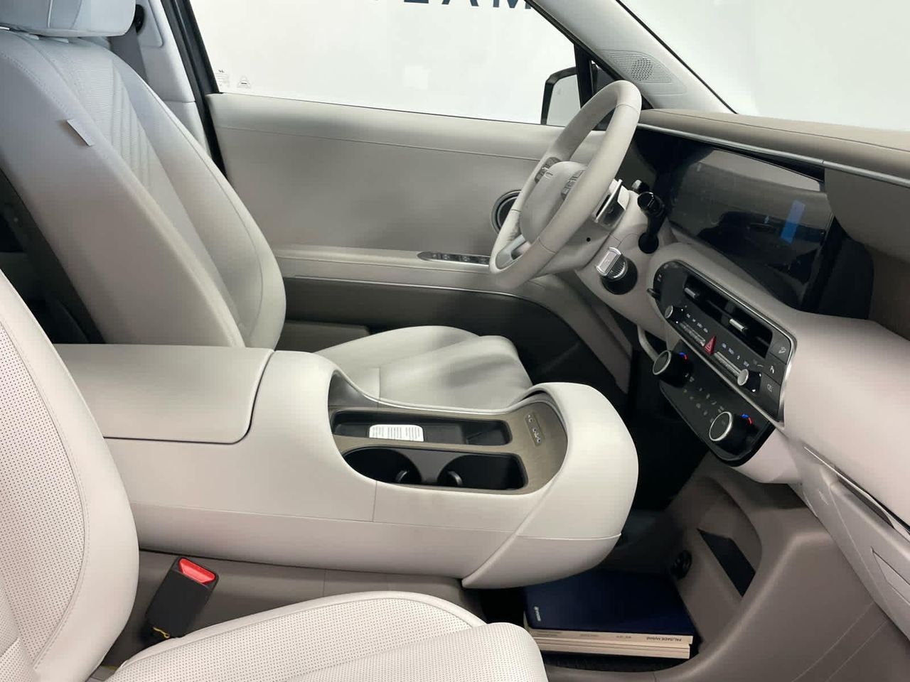 New 2026 Ecotronic Gray Pearl Hyundai SEL 7P image 210