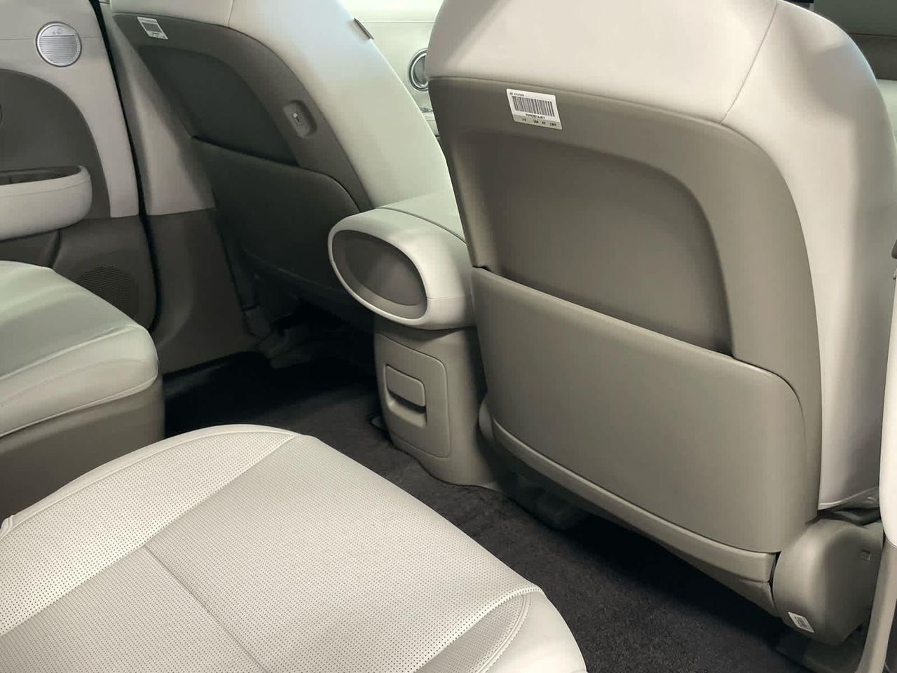 New 2026 Ecotronic Gray Pearl Hyundai SEL 7P image 213