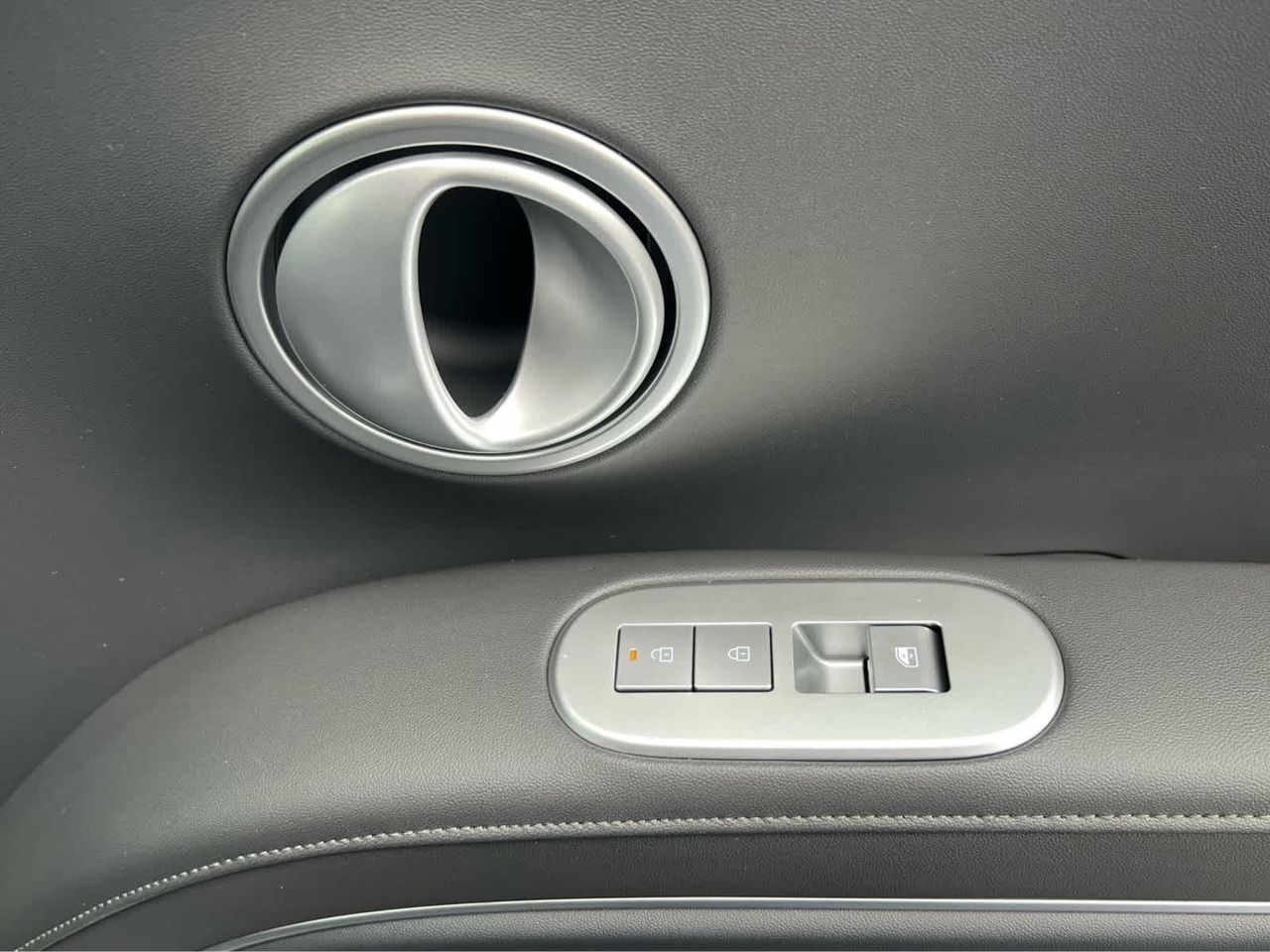 New 2026 Abyss Black Pearl Hyundai SEL AWD image 116