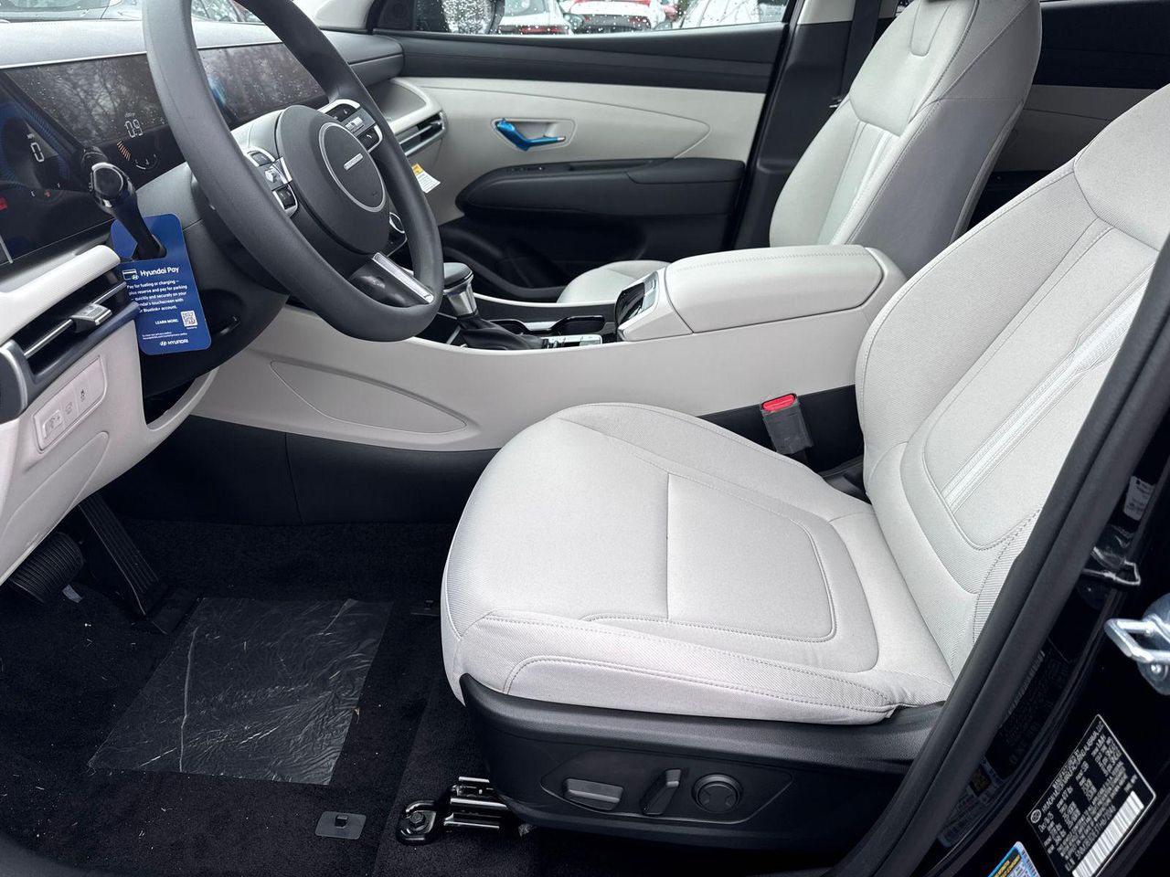 New 2026 Black HYUNDAI SEL FWD image 10