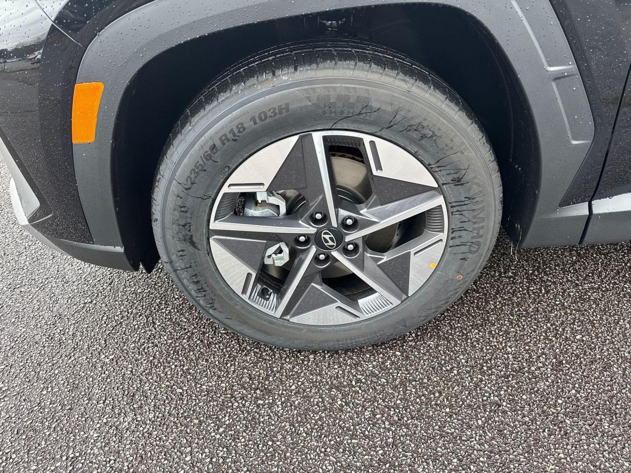 New 2026 Black HYUNDAI SEL FWD image 12