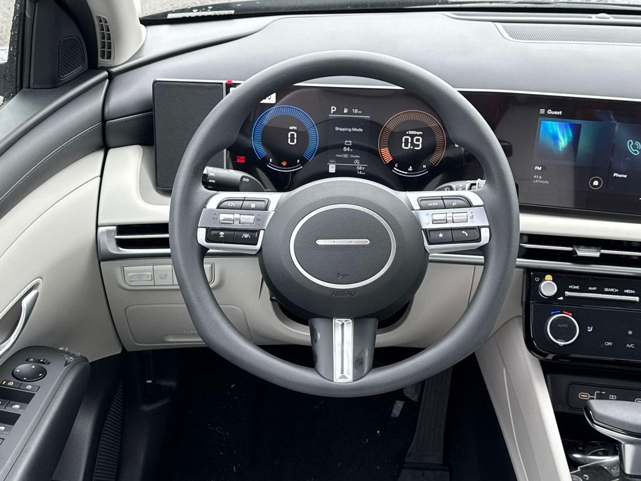 New 2026 Black HYUNDAI SEL FWD image 25