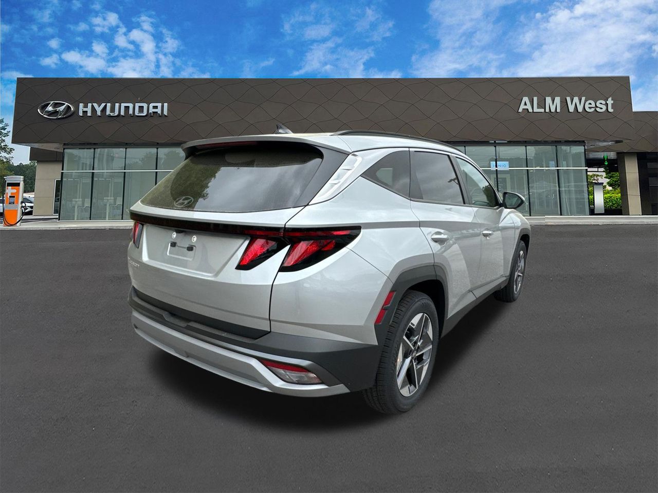 New 2026 Silver Hyundai SEL FWD image 6