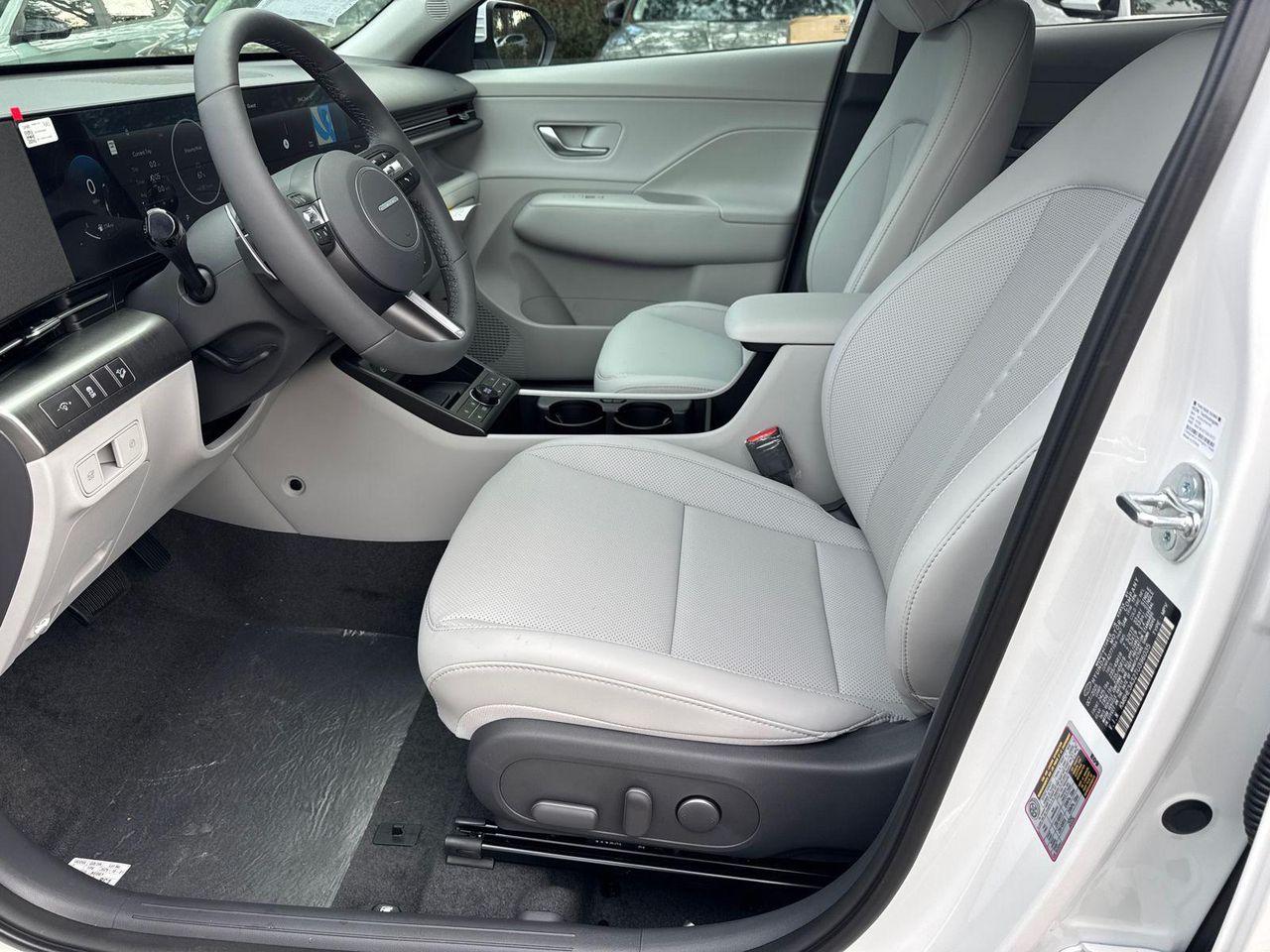 New 2026 White Hyundai Limited FWD image 10