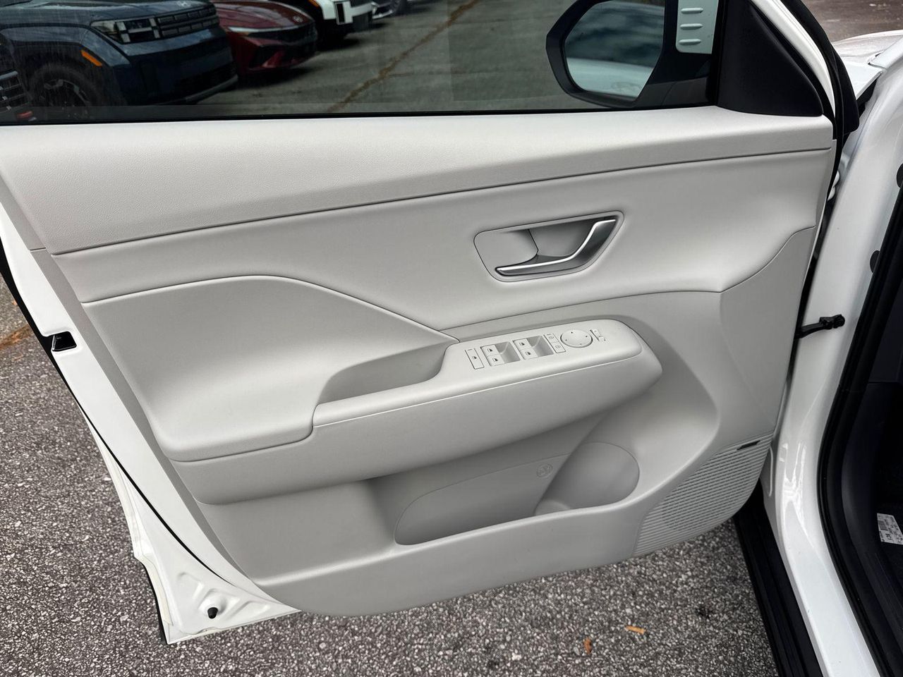 New 2026 White Hyundai Limited FWD image 11