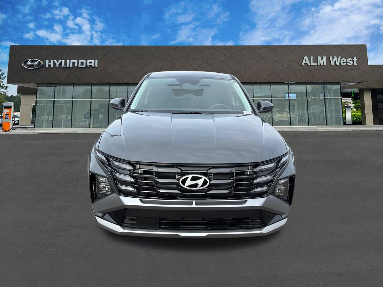 New 2026 Gray HYUNDAI SE FWD image 2