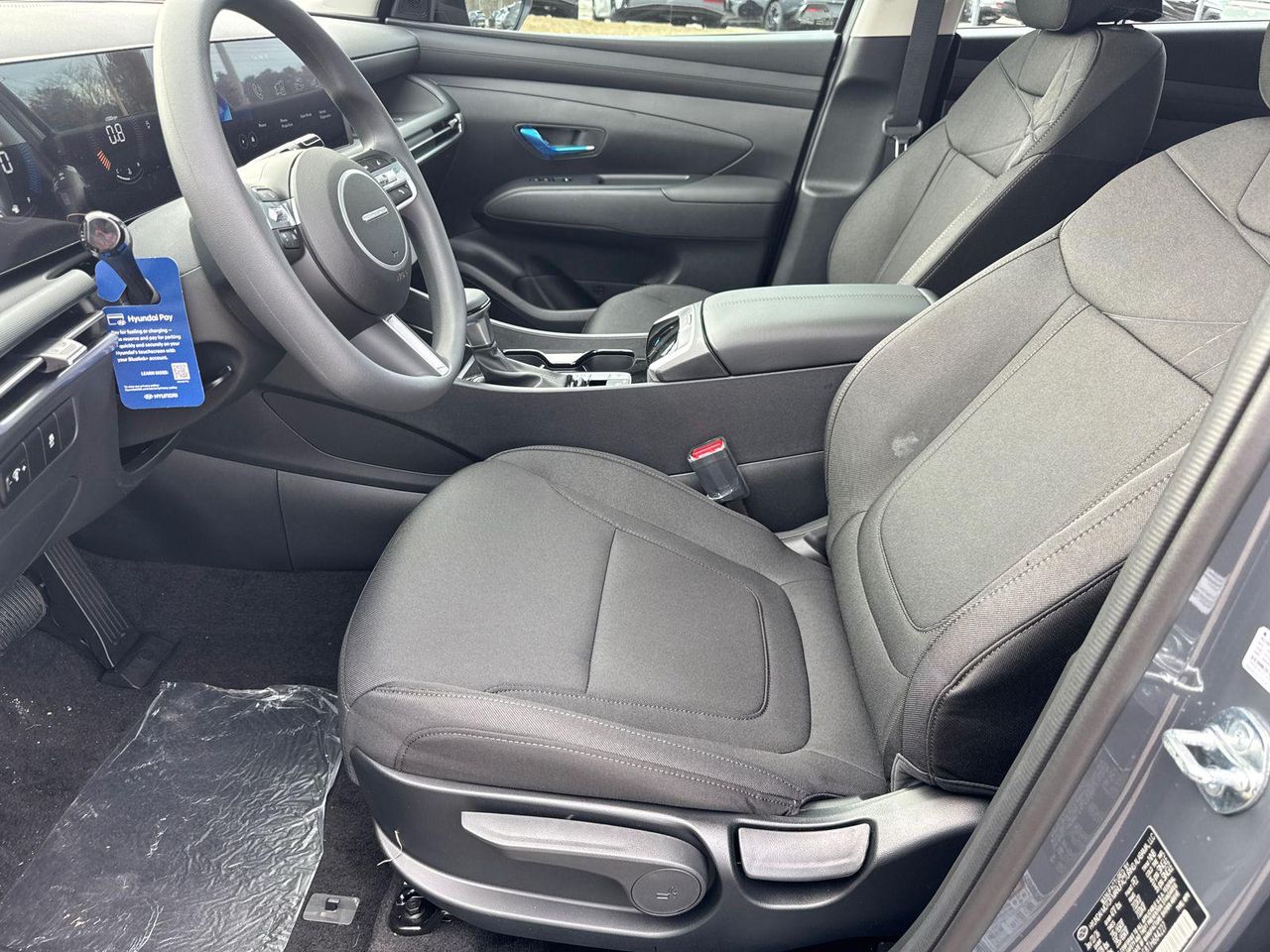 New 2026 Gray HYUNDAI SE FWD image 10