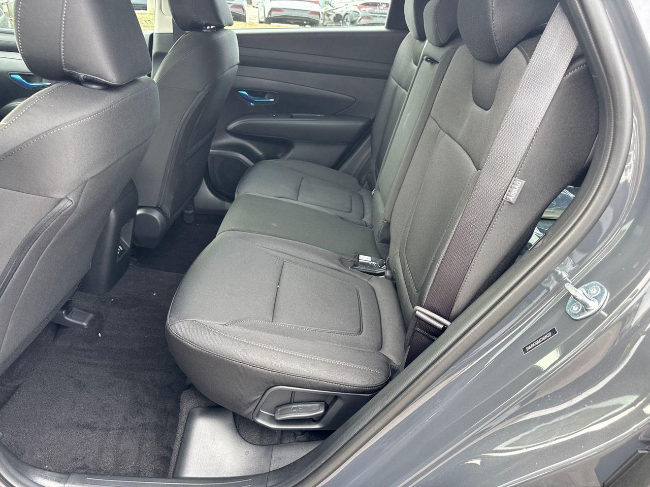 New 2026 Gray HYUNDAI SE FWD image 21