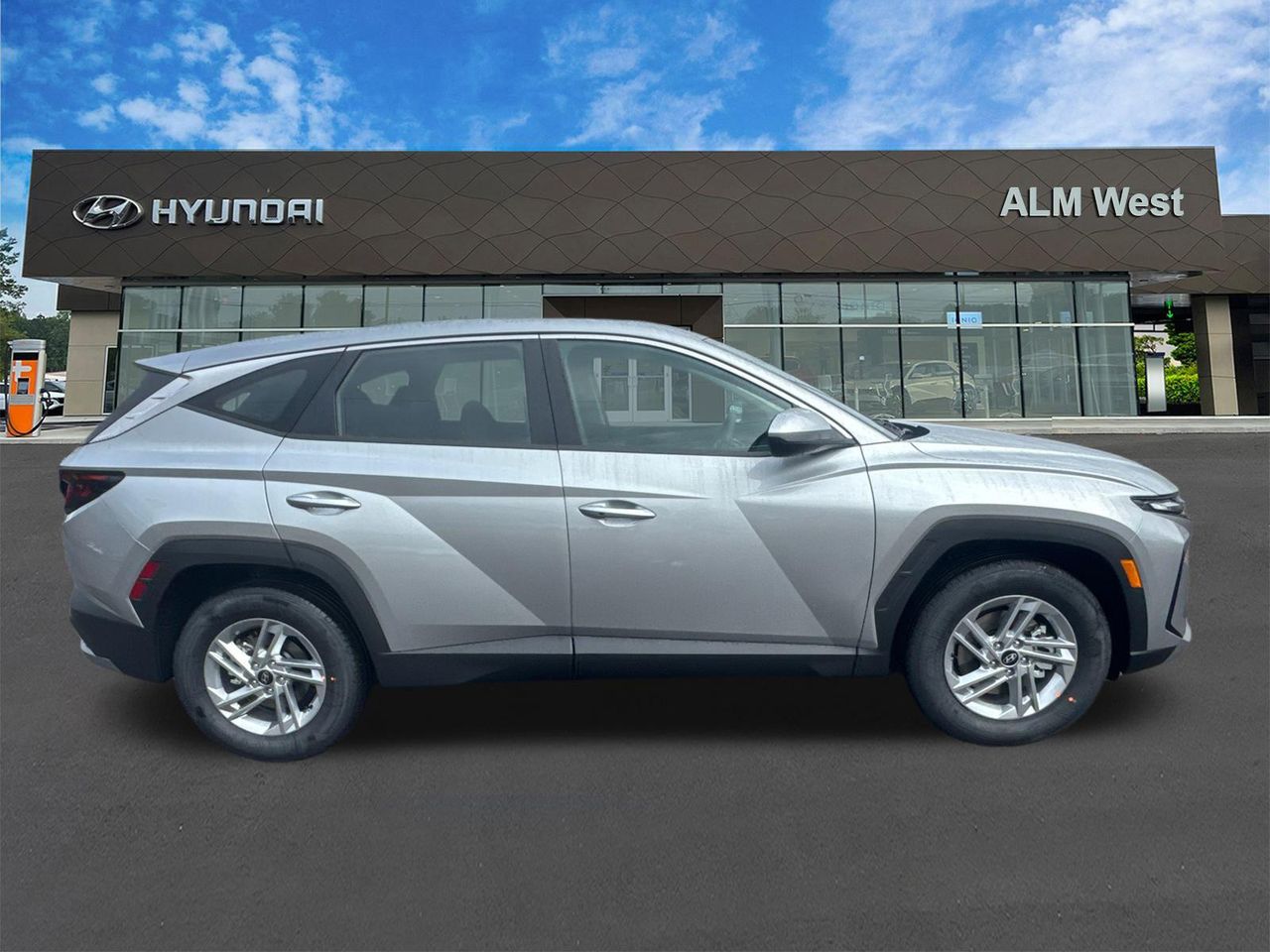 New 2026 Silver Hyundai SE FWD image 5