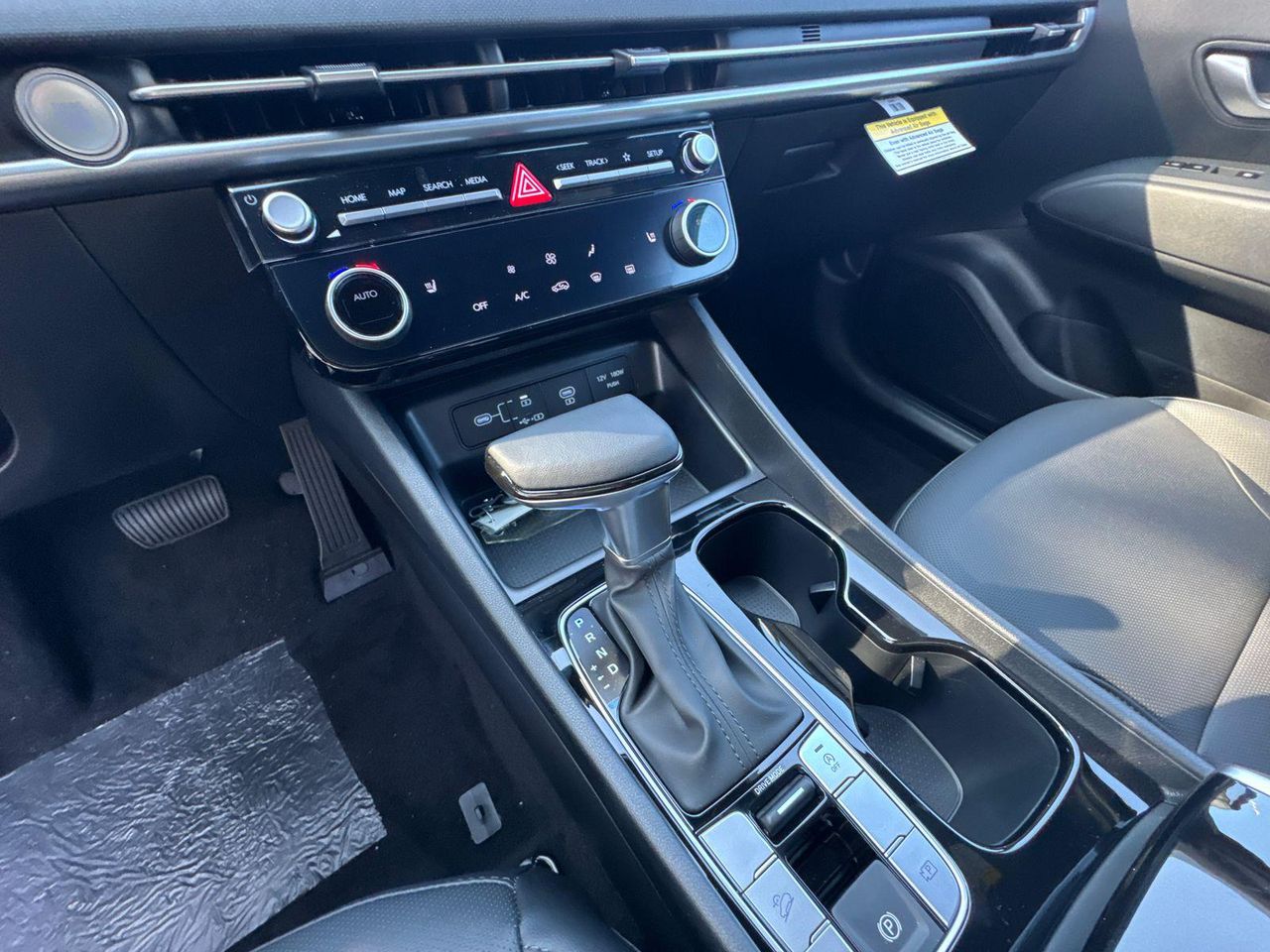 New 2026 Gray HYUNDAI XRT FWD image 32