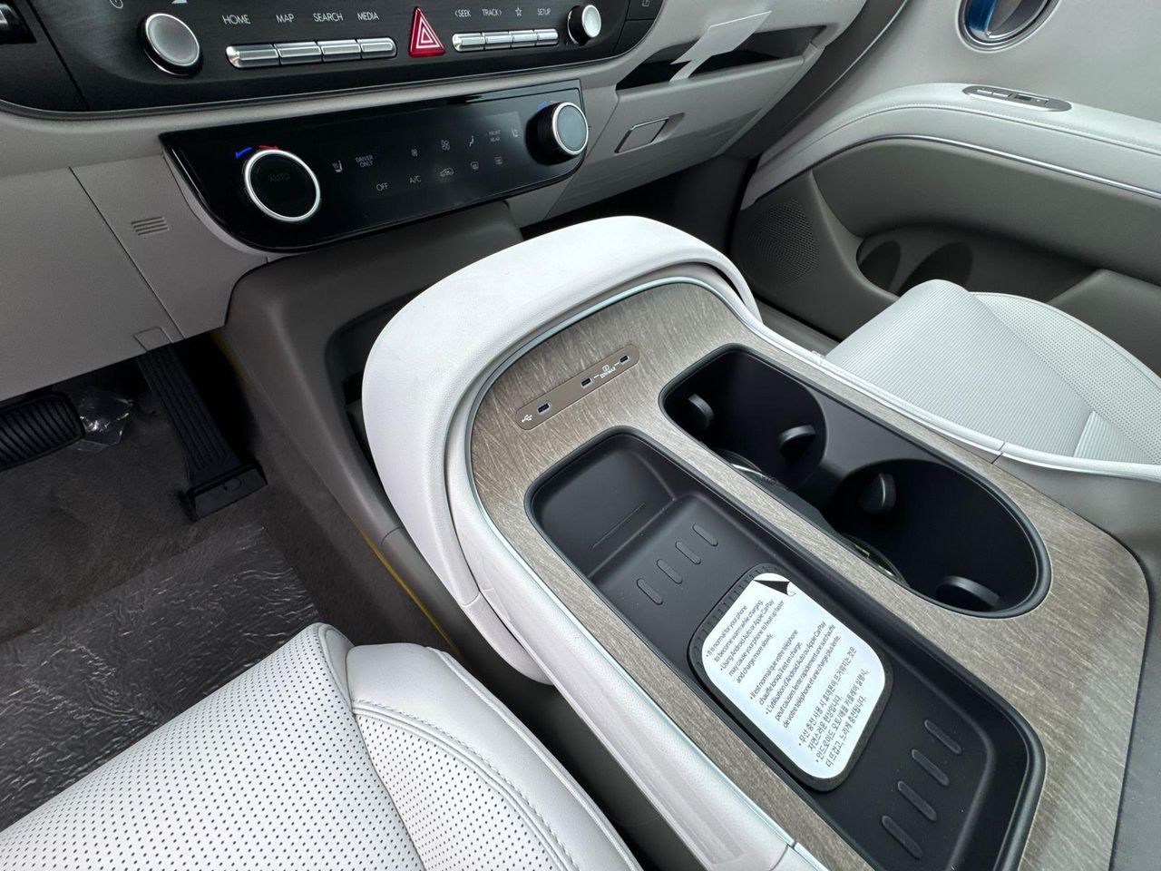 New 2026 Black HYUNDAI Blue SEL 8P image 31