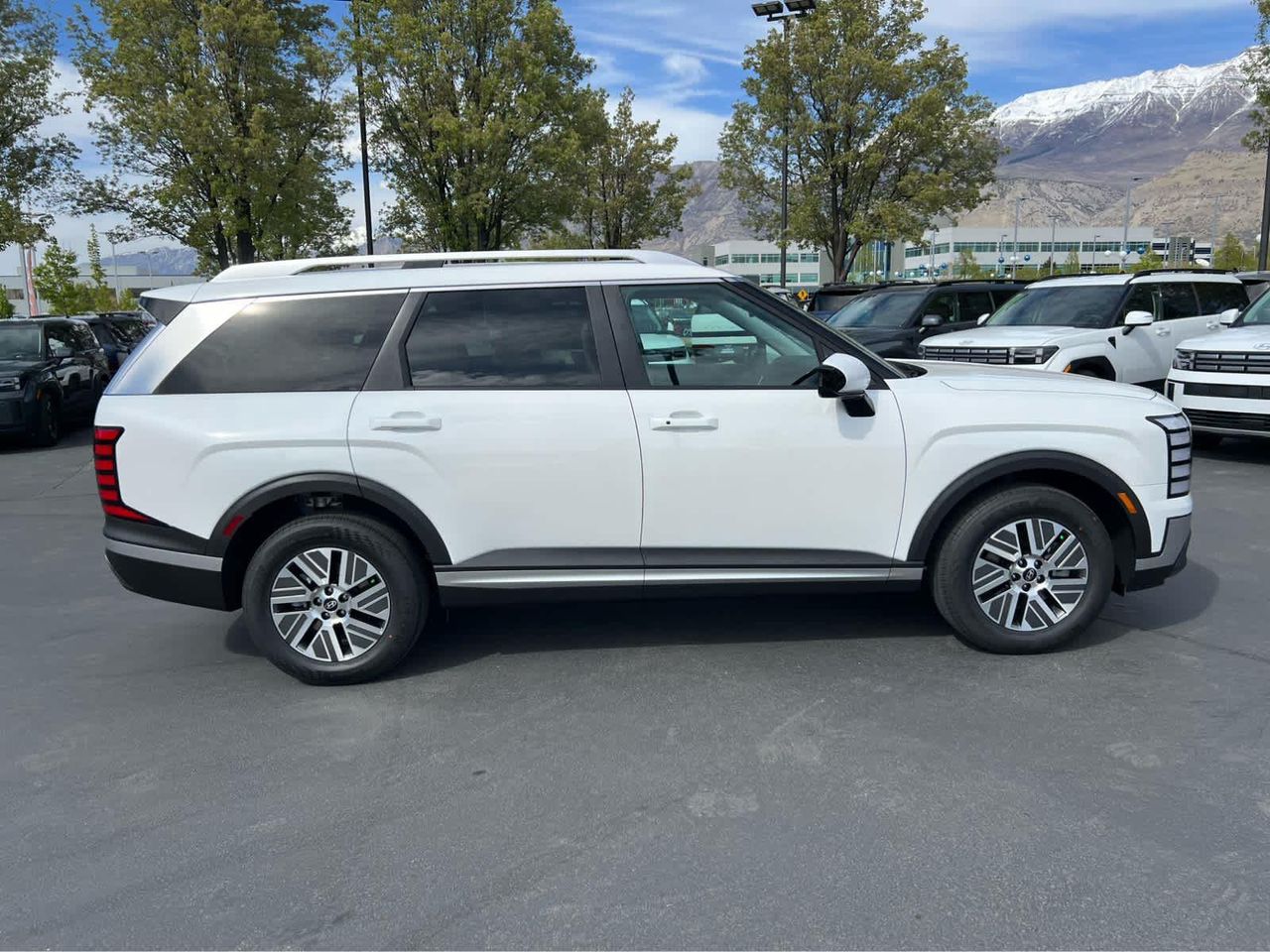 New 2026 Creamy White Pearl Hyundai SEL 8P image 84