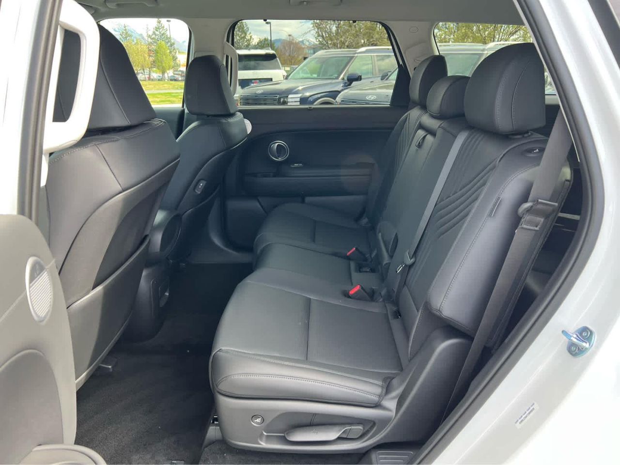 New 2026 Creamy White Pearl Hyundai SEL 8P image 104