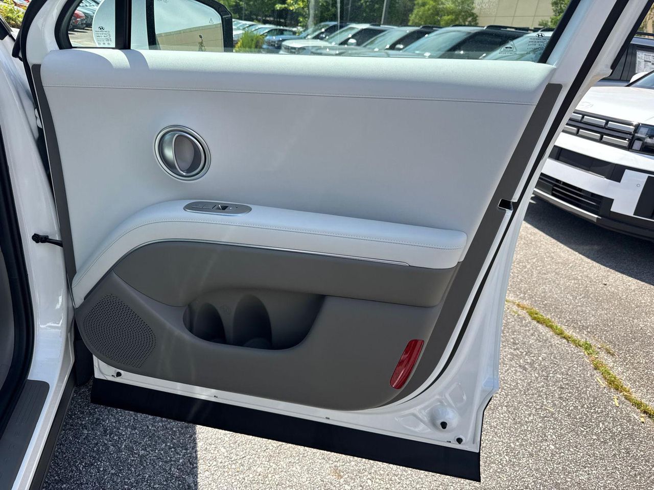 New 2026 White Hyundai Blue SEL Premium 8P image 15