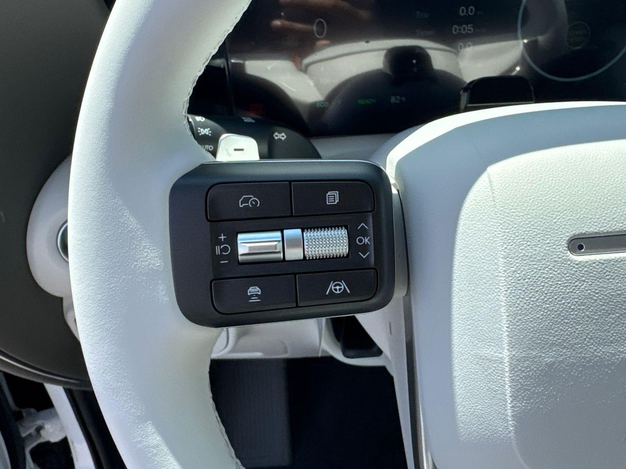 New 2026 White Hyundai Blue SEL Premium 8P image 26