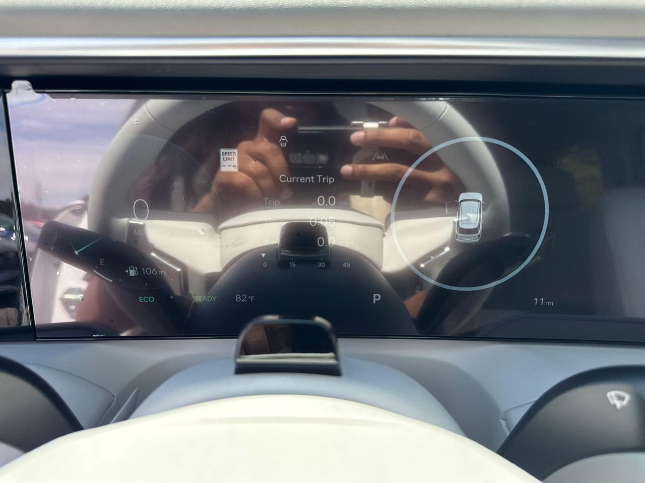 New 2026 White Hyundai Blue SEL Premium 8P image 28