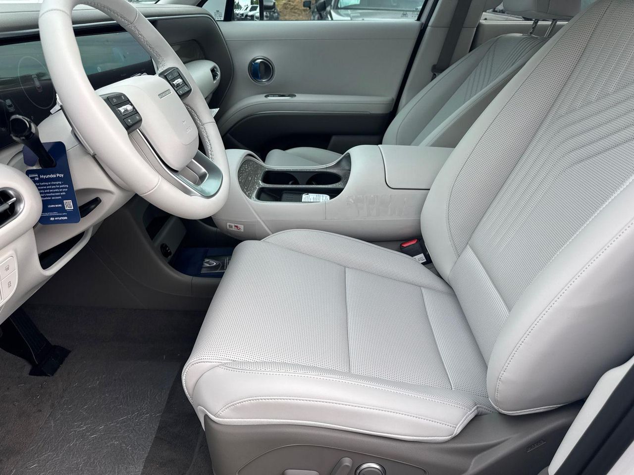 New 2026 White HYUNDAI Blue SEL 7P image 10
