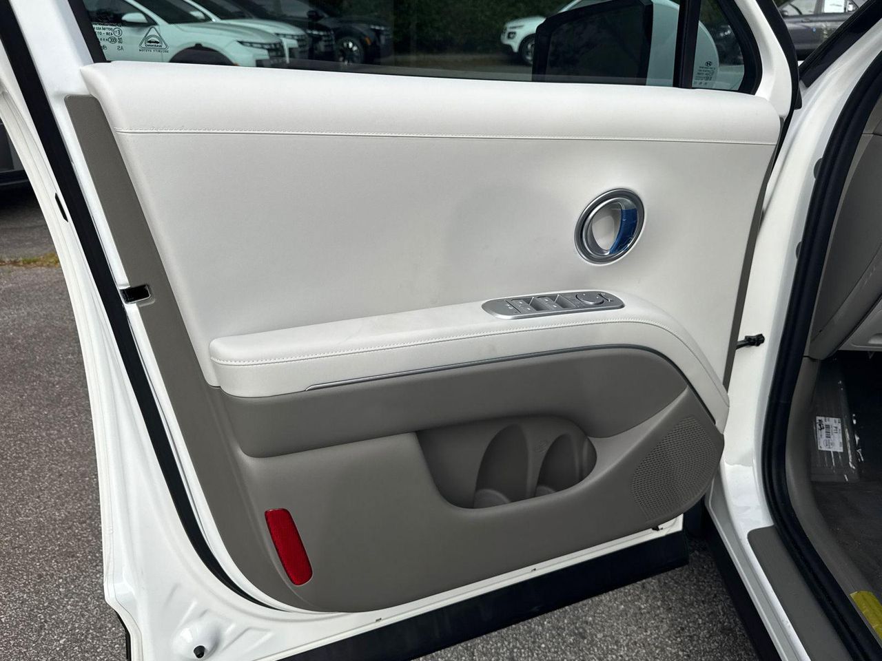 New 2026 White HYUNDAI Blue SEL 7P image 27