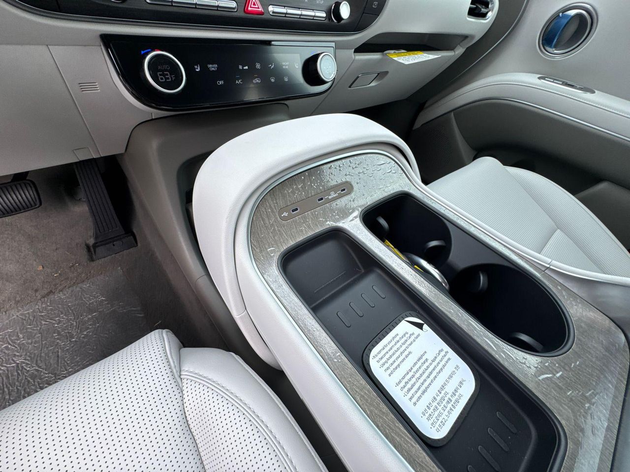 New 2026 White HYUNDAI Blue SEL 7P image 33